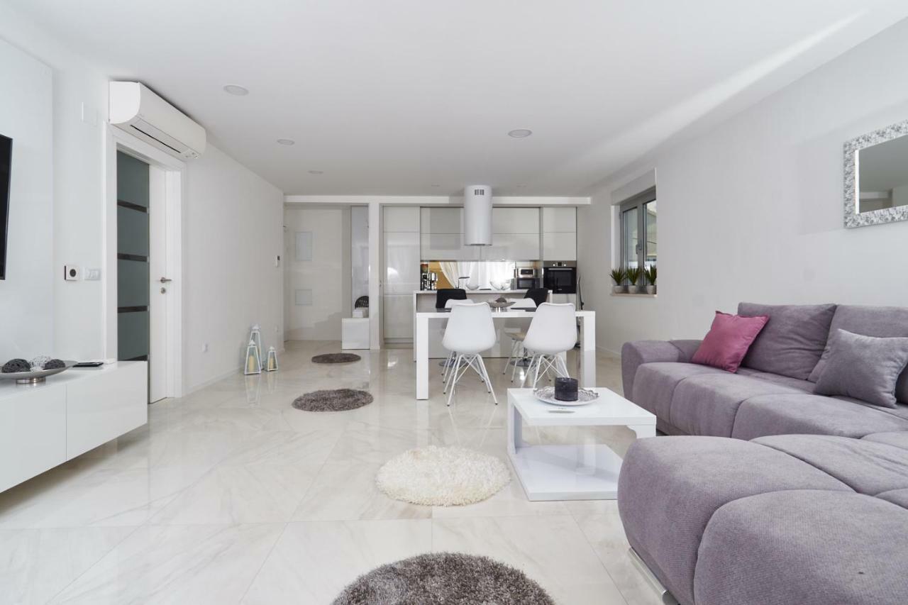 Brand New Apartment S & U 두브로브니크 외부 사진